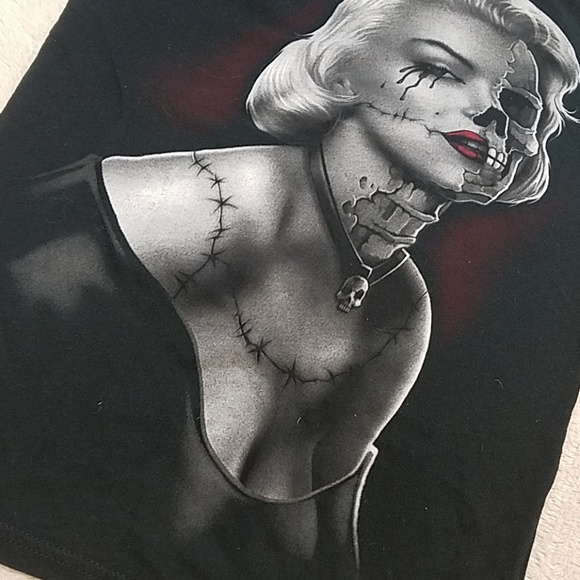 Marilyn Monroe Skull Shirt - Picture 4 of 4
